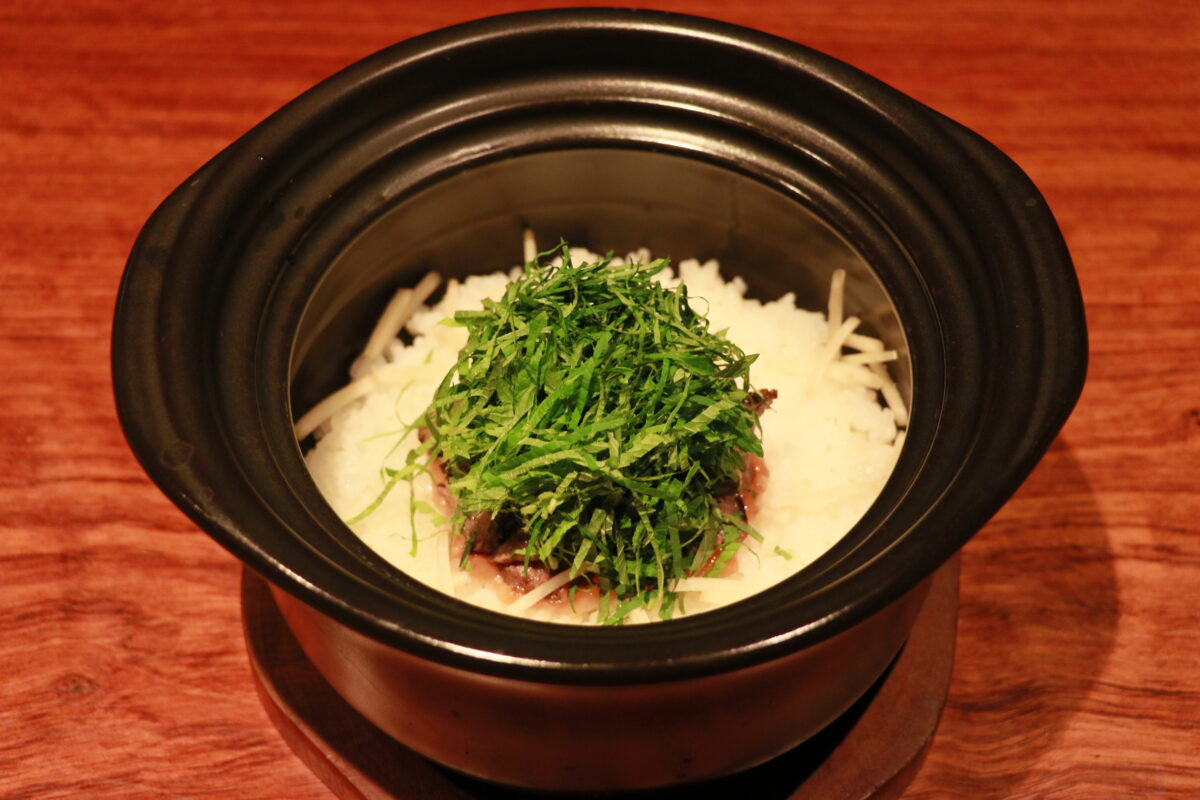 『かまど焼 NIKUYOROZU』旬の夏野菜を使った「薪と肉 伝統を紡ぐ和のコース〜受賞記念特別仕立て〜」