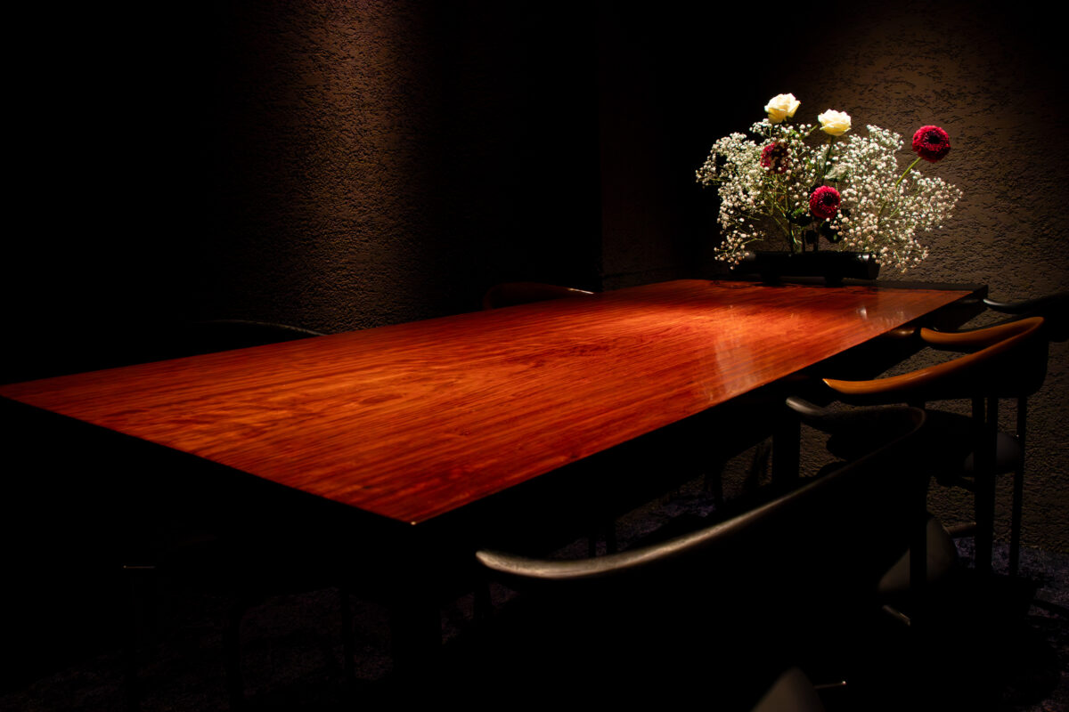 あなたが現在見ているのは 《かまど焼 NIKUYOROZU》<br>【個室新設のお知らせ】